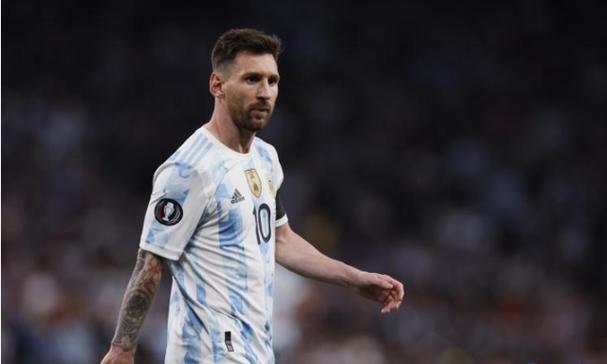 试戴10秒索赔千元？黄金有价信任无价